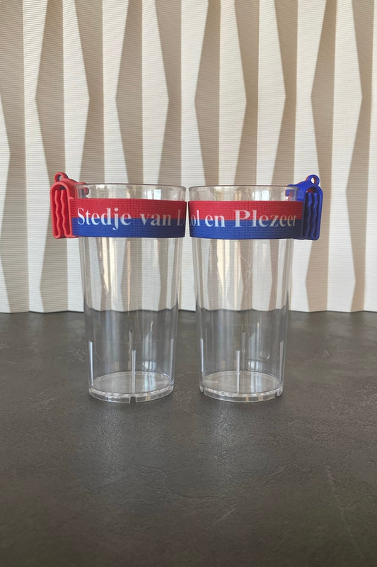 „Stedje van Lol en Plezeer“ Clip A Cup mit luxuriösem Schlüsselband